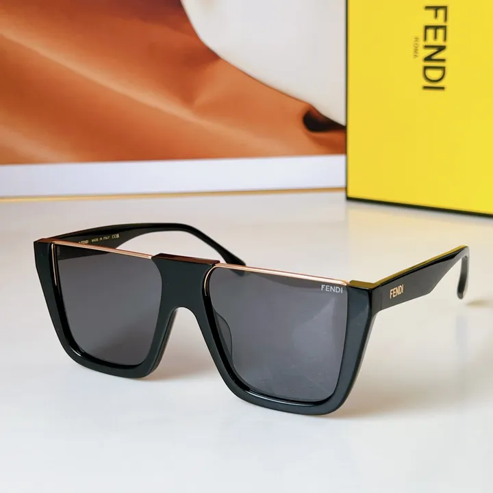 スーパーコピー フェンディ サングラス