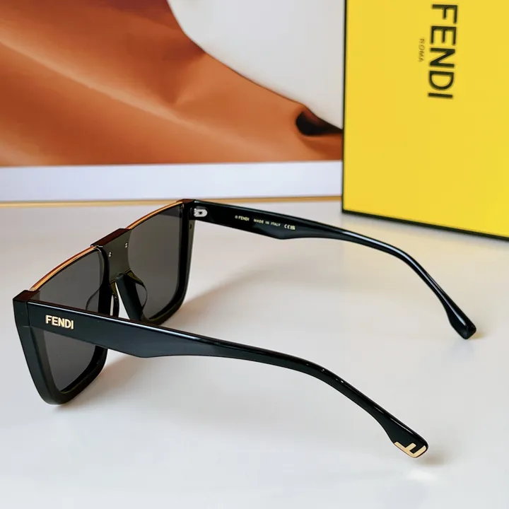 スーパーコピー フェンディ サングラス