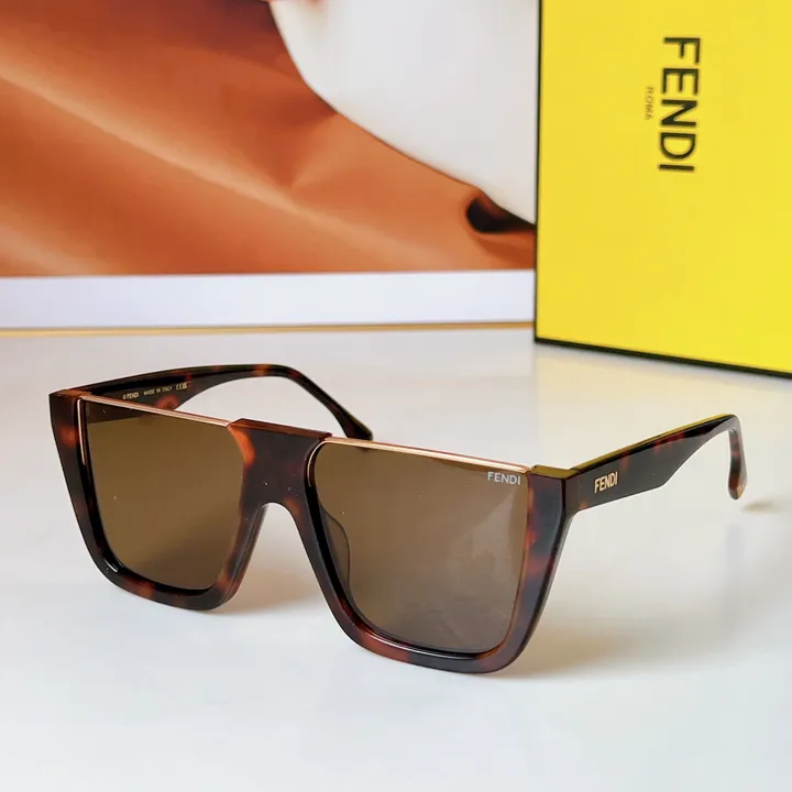 スーパーコピー フェンディ サングラス
