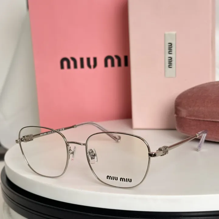 スーパーコピー ミュウミュウ サングラス