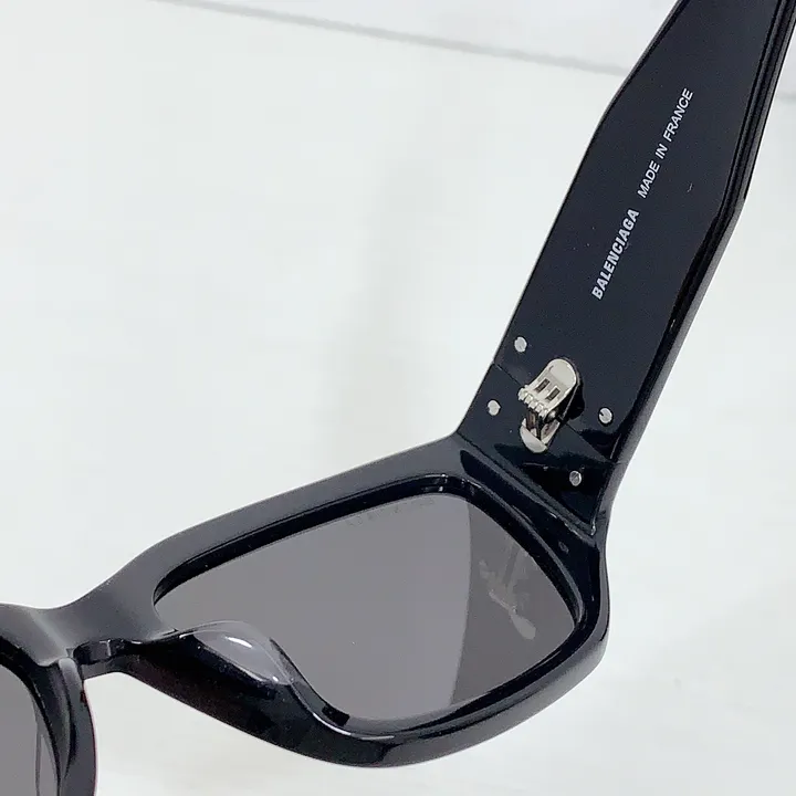 スーパーコピー バレンシアガ サングラス