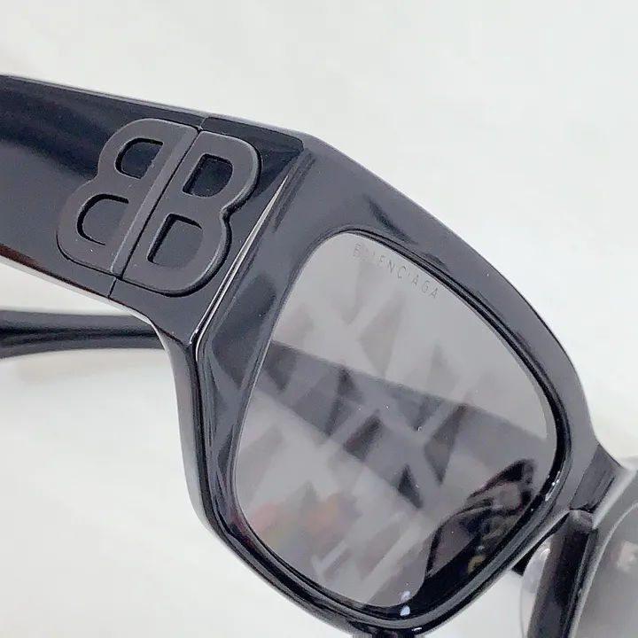 スーパーコピー バレンシアガ サングラス