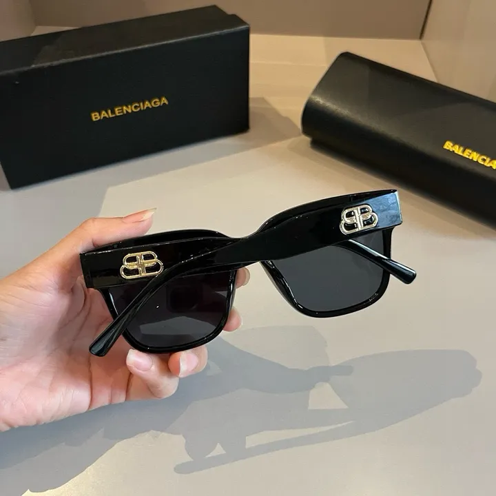 スーパーコピー バレンシアガ サングラス