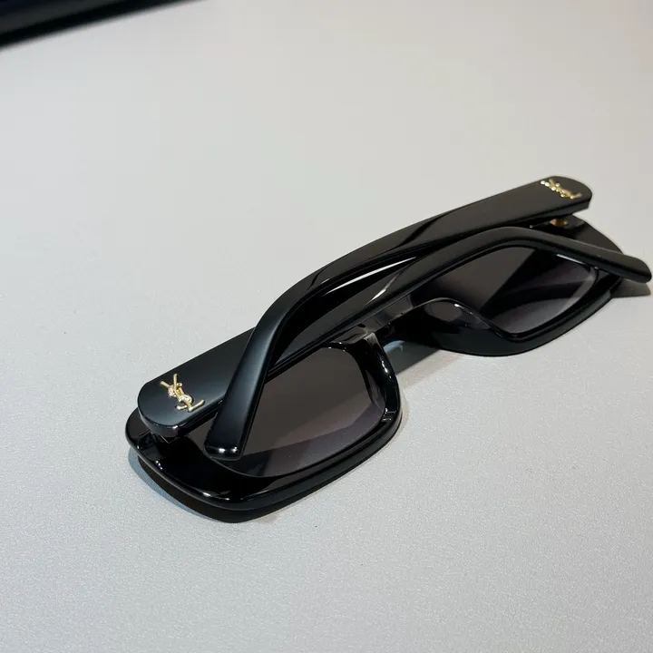 スーパーコピー イブサンローラン サングラス