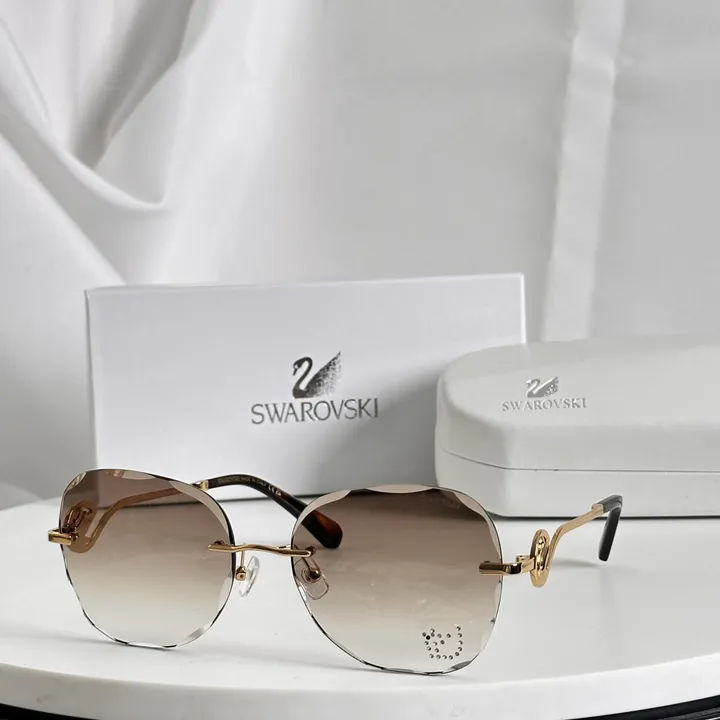 スーパーコピー スワロフスキー サングラス