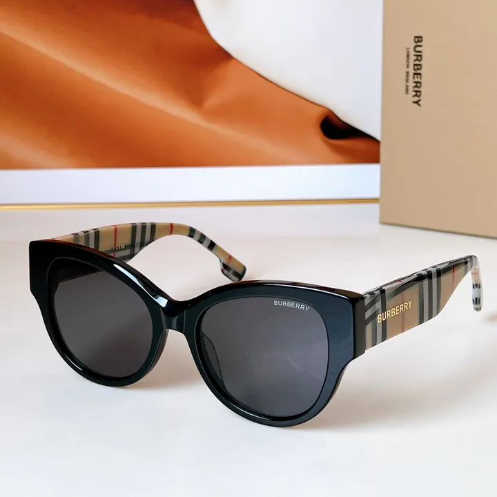 スーパーコピー バーバリー ス サングラス