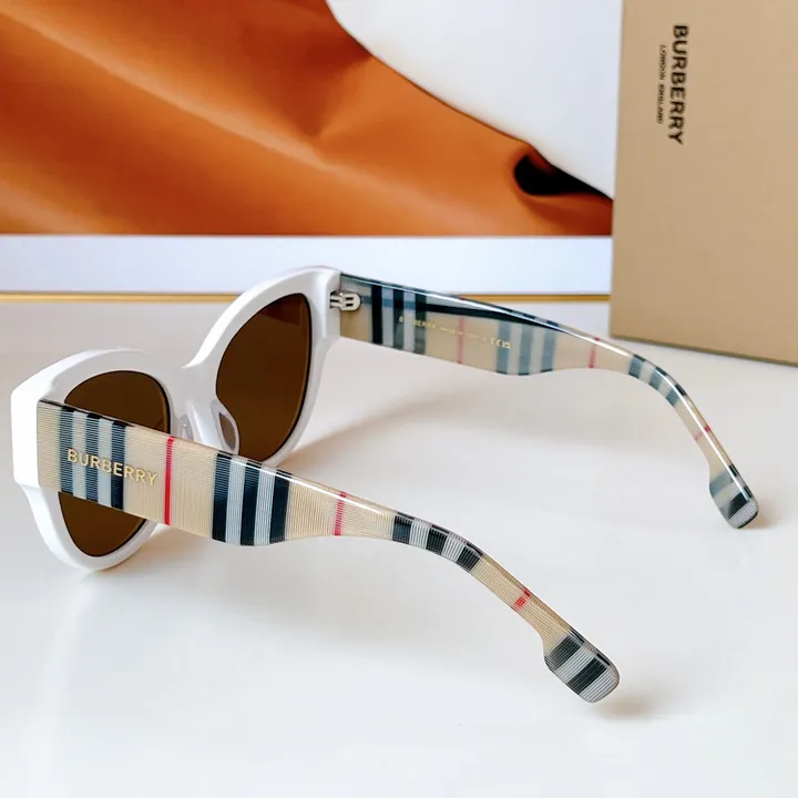 スーパーコピー バーバリー ス サングラス