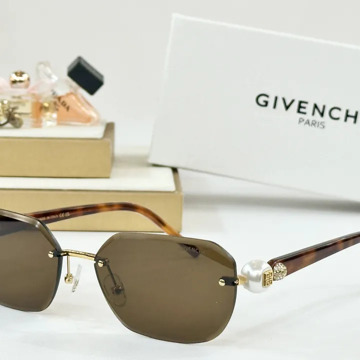 スーパーコピー ジバンシィ サングラス