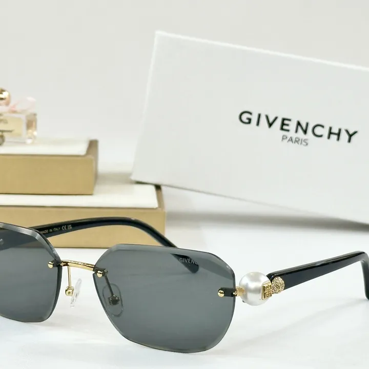 スーパーコピー ジバンシィ サングラス