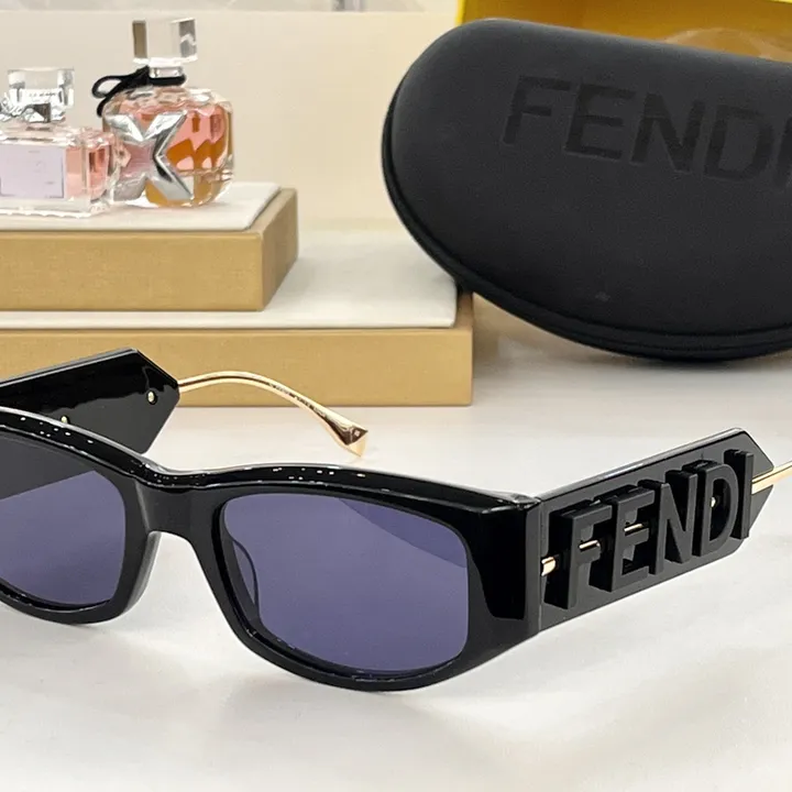 スーパーコピー フェンディ サングラス