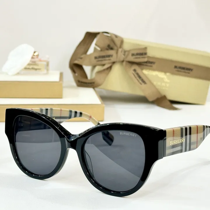 スーパーコピー バーバリー ス サングラス