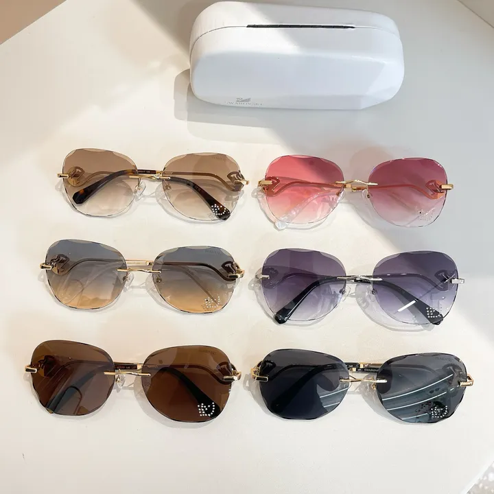 スーパーコピー スワロフスキー サングラス