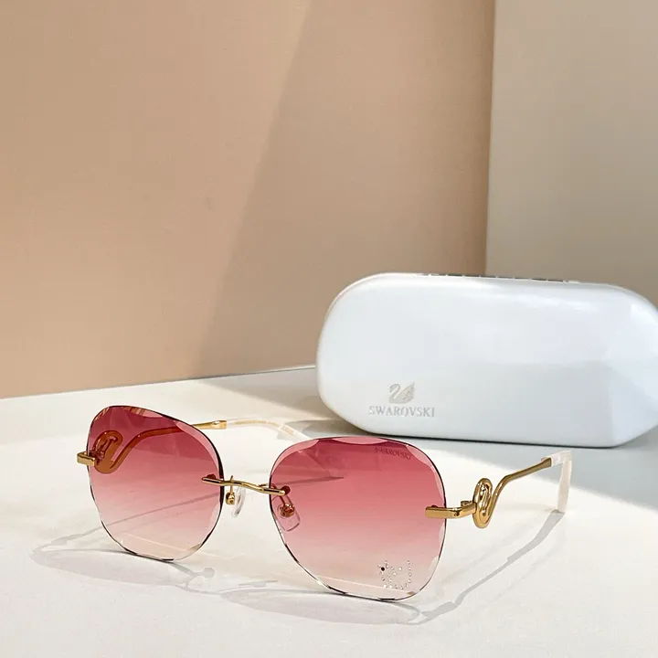 スーパーコピー スワロフスキー サングラス