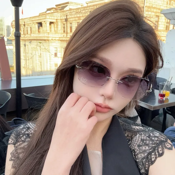 スーパーコピー スワロフスキー サングラス