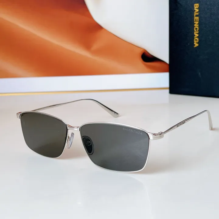 スーパーコピー バレンシアガ サングラス