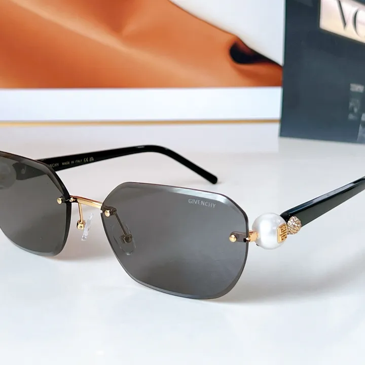 スーパーコピー バレンシアガ サングラス