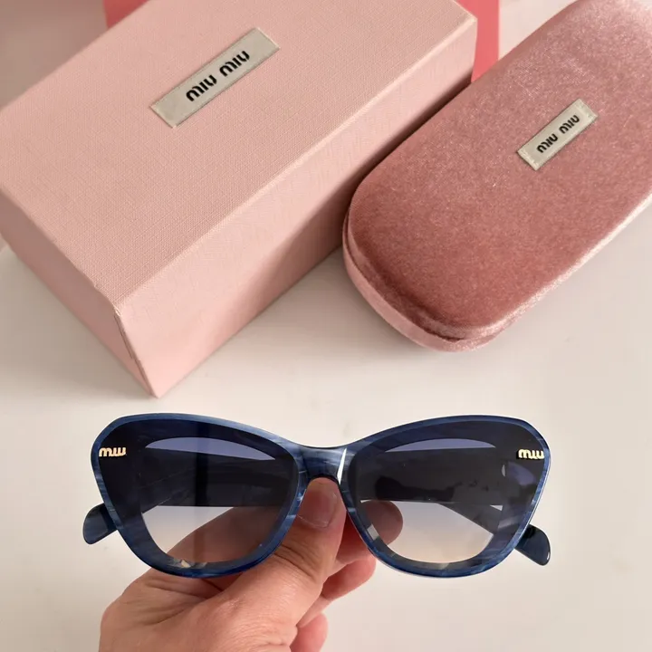 スーパーコピー ミュウミュウ サングラス