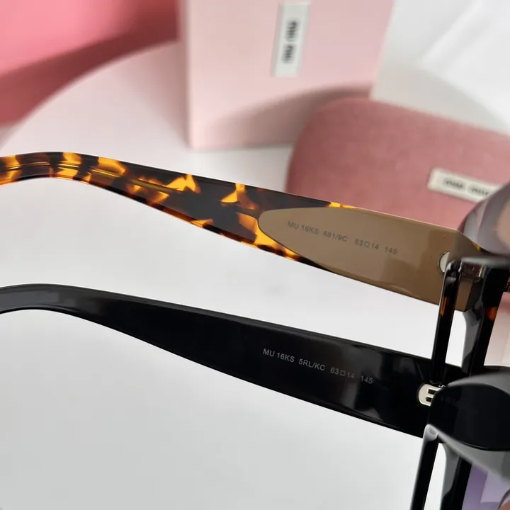 スーパーコピー ミュウミュウ サングラス