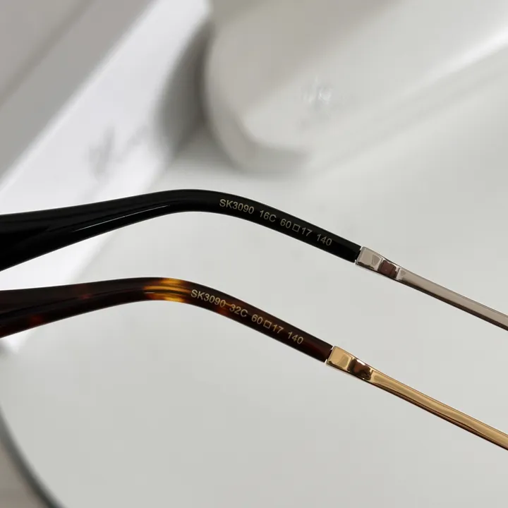 スーパーコピー スワロフスキー サングラス