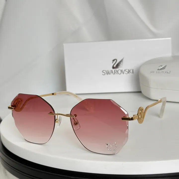 スーパーコピー スワロフスキー サングラス