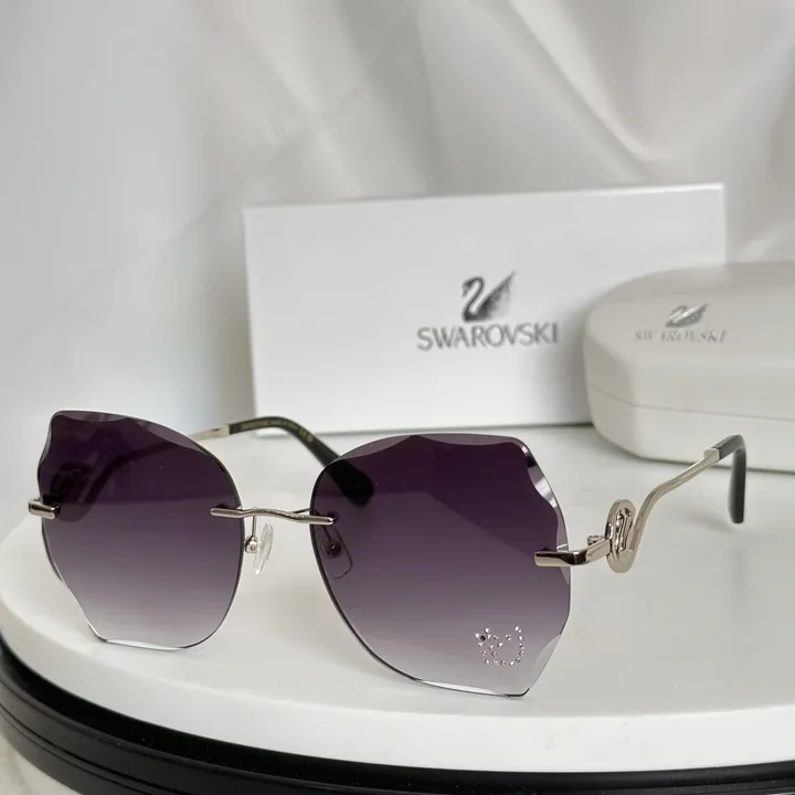 スーパーコピー スワロフスキー サングラス