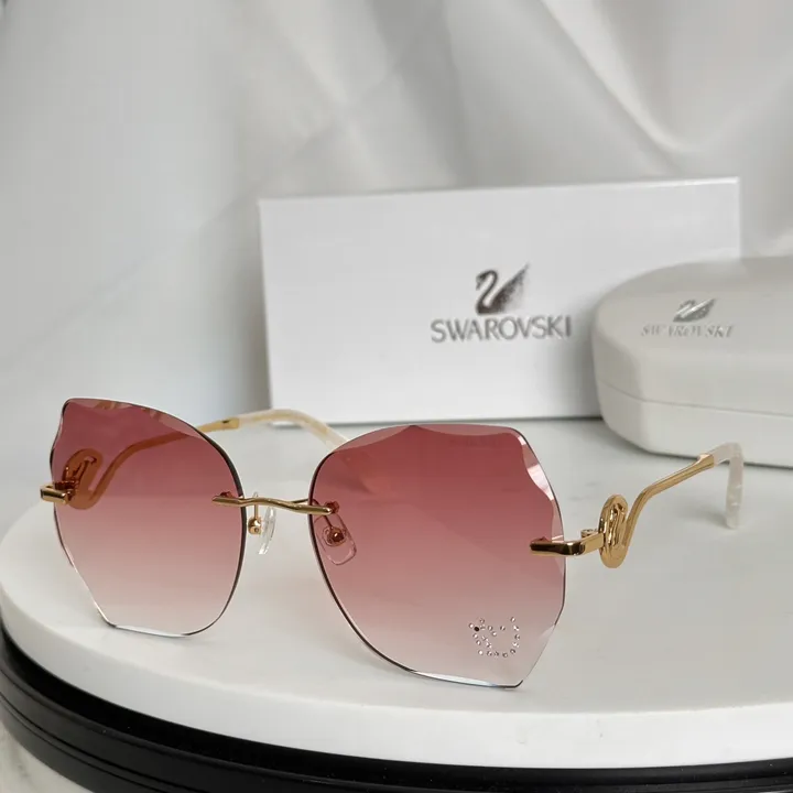 スーパーコピー スワロフスキー サングラス