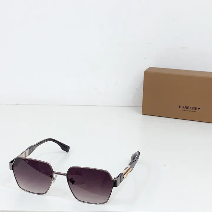 スーパーコピー バーバリー ス サングラス