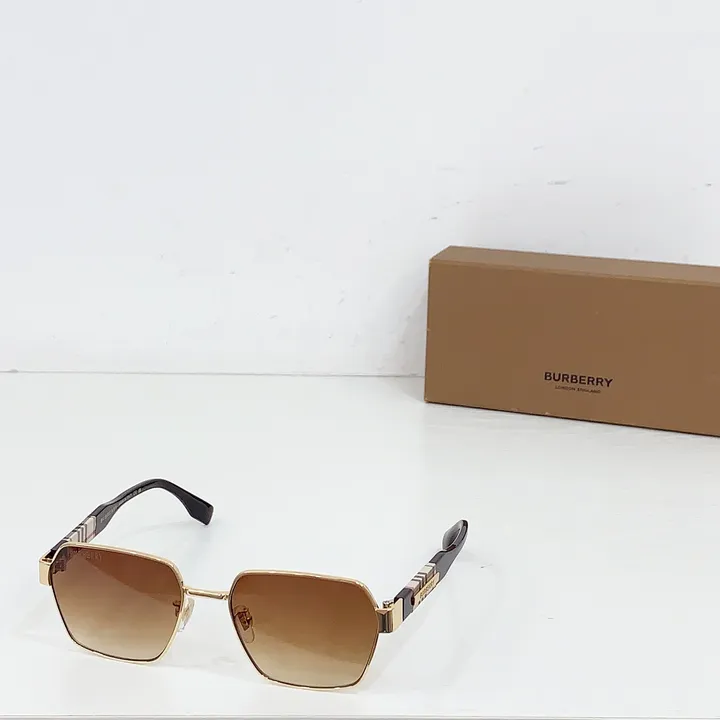 スーパーコピー バーバリー ス サングラス