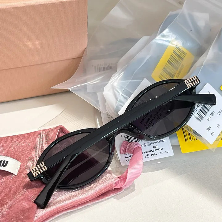 スーパーコピー ミュウミュウ サングラス