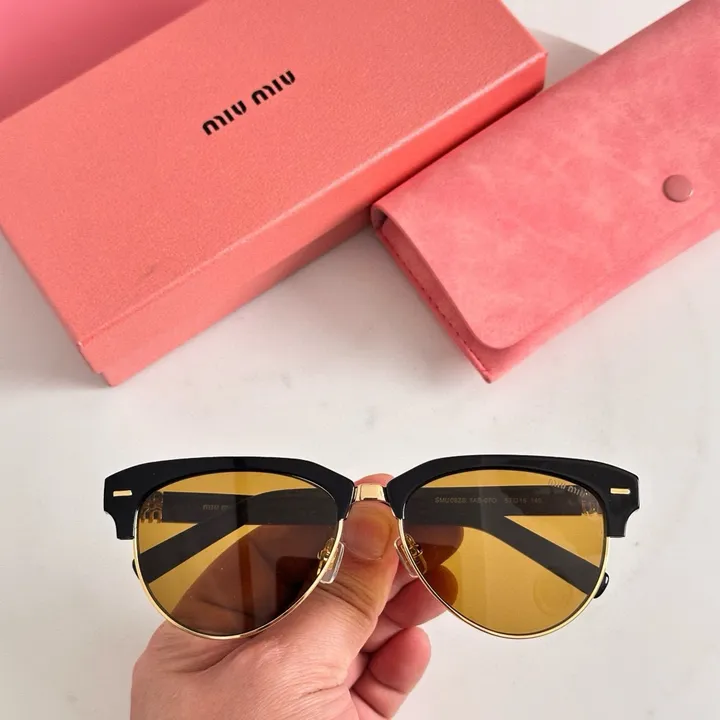 スーパーコピー ミュウミュウ サングラス
