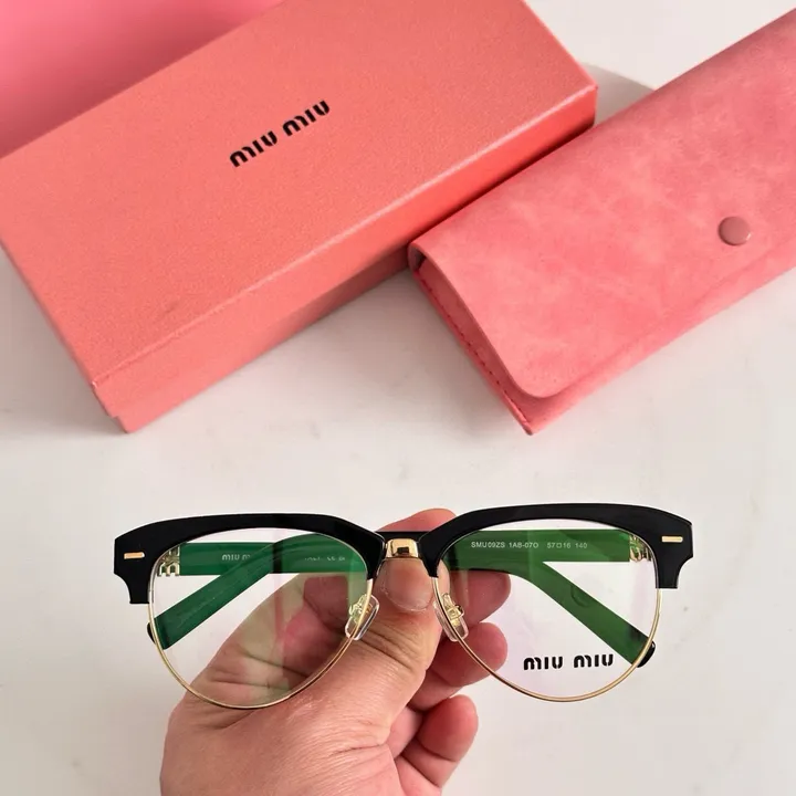 スーパーコピー ミュウミュウ サングラス