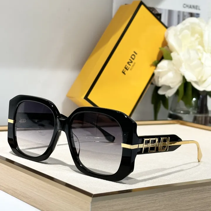 スーパーコピー フェンディ サングラス