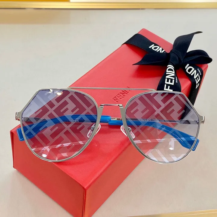 スーパーコピー フェンディ サングラス