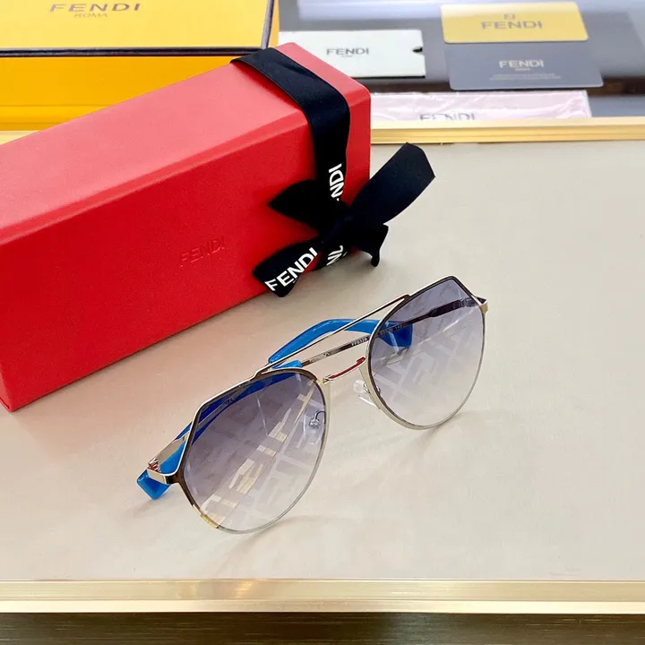 スーパーコピー フェンディ サングラス
