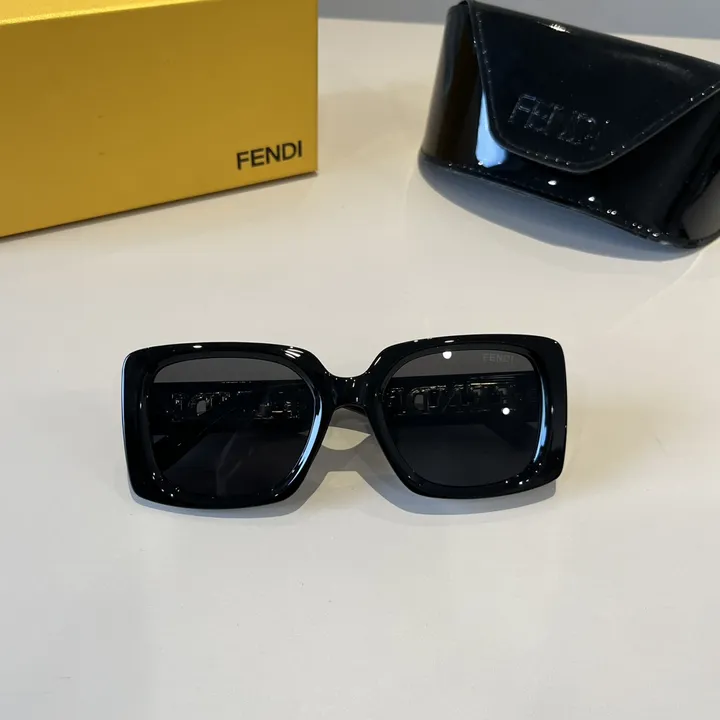 スーパーコピー フェンディ サングラス