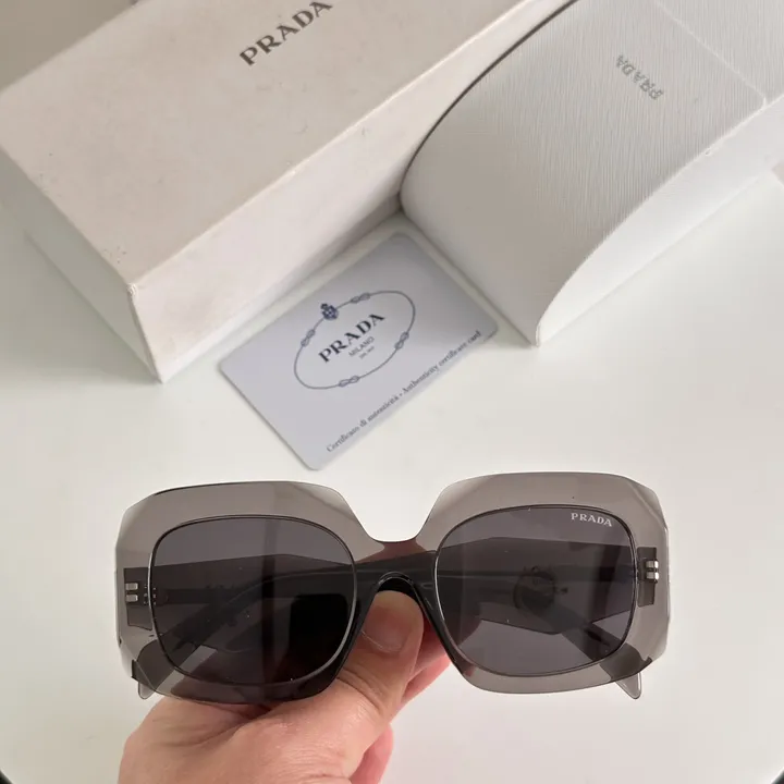 スーパーコピー プラダ サングラス