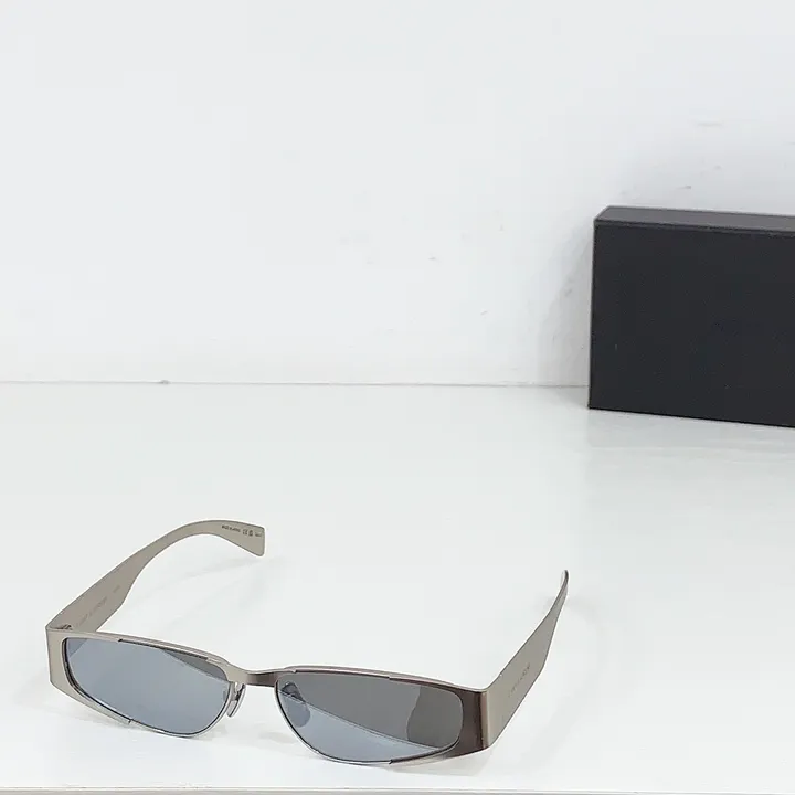 スーパーコピー イブサンローラン サングラス