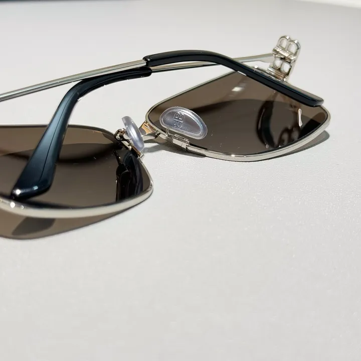 スーパーコピー バレンシアガ サングラス