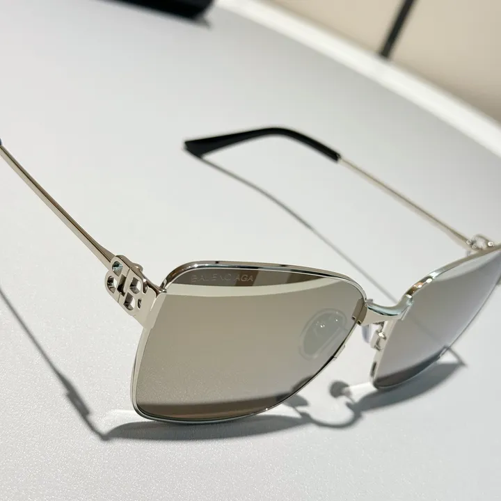 スーパーコピー バレンシアガ サングラス