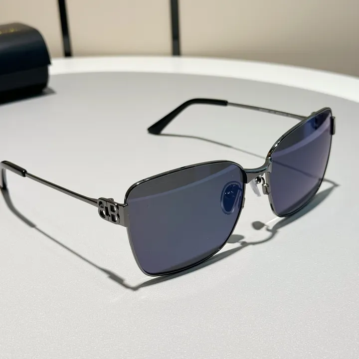 スーパーコピー バレンシアガ サングラス