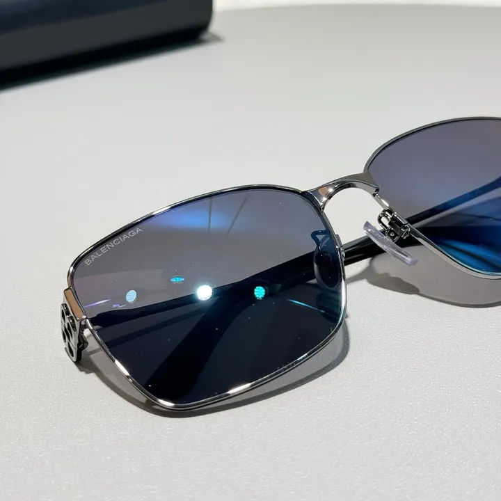 スーパーコピー バレンシアガ サングラス