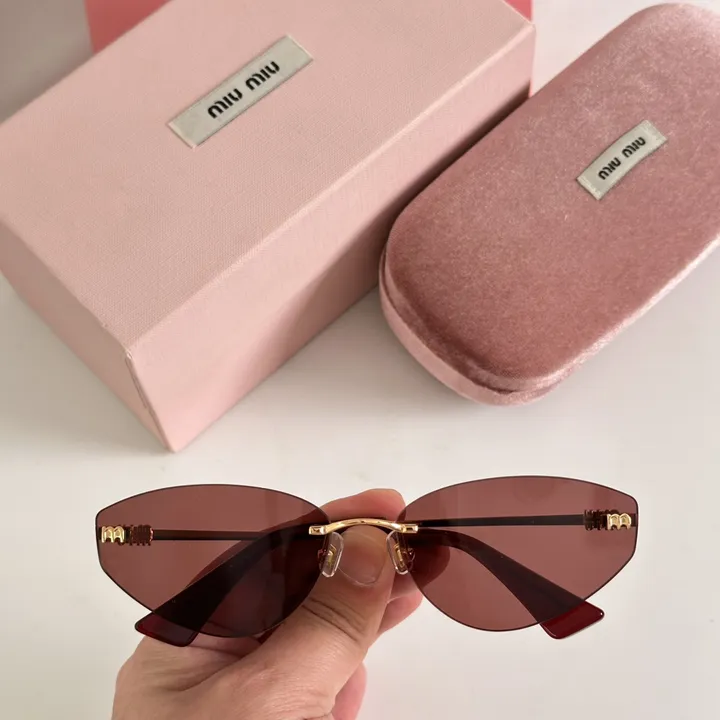 スーパーコピー ミュウミュウ サングラス