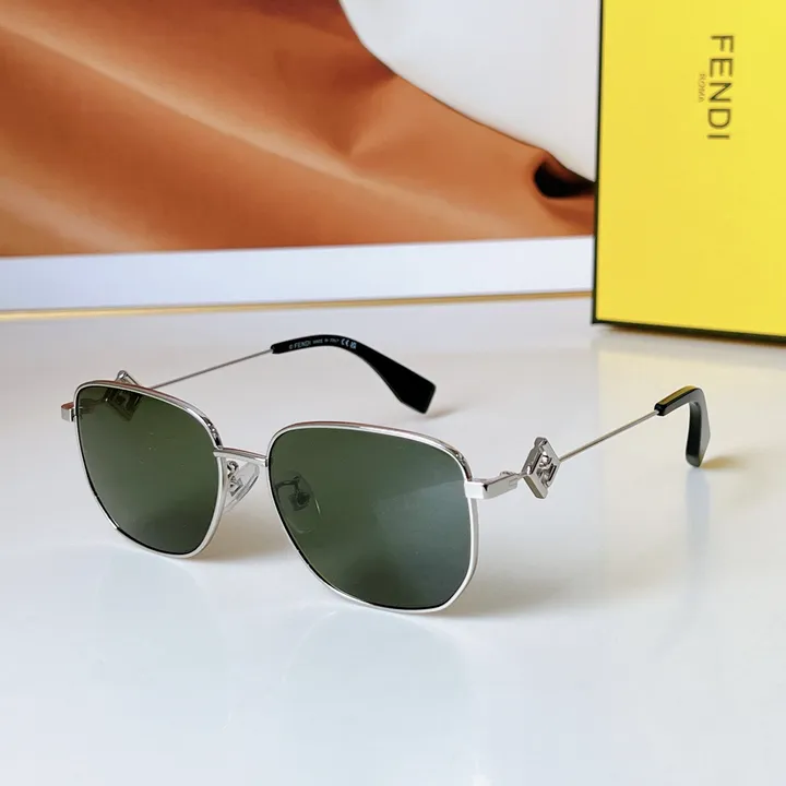 スーパーコピー フェンディ サングラス