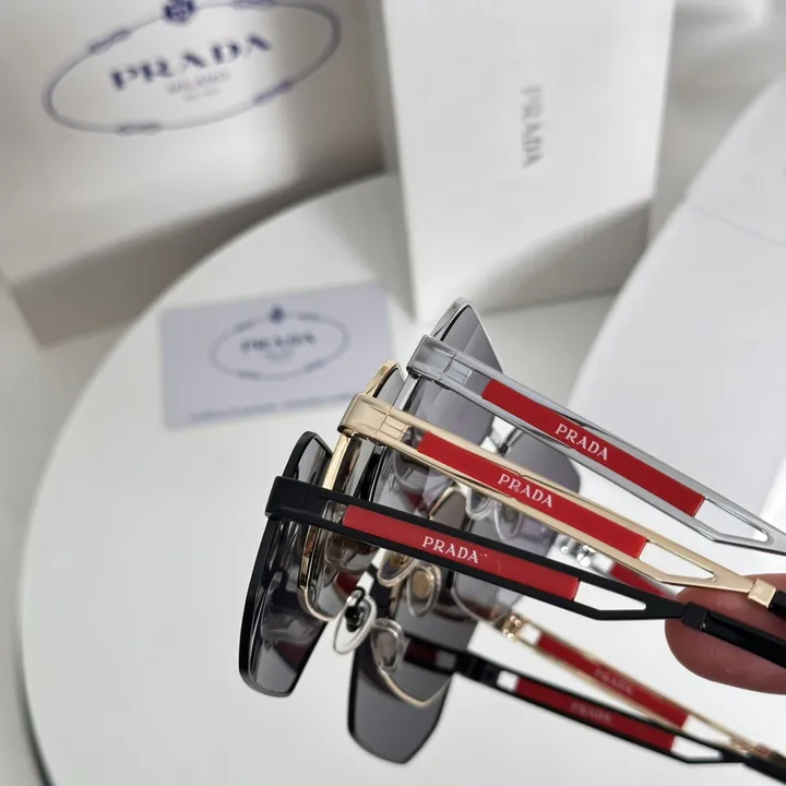 スーパーコピー プラダ サングラス