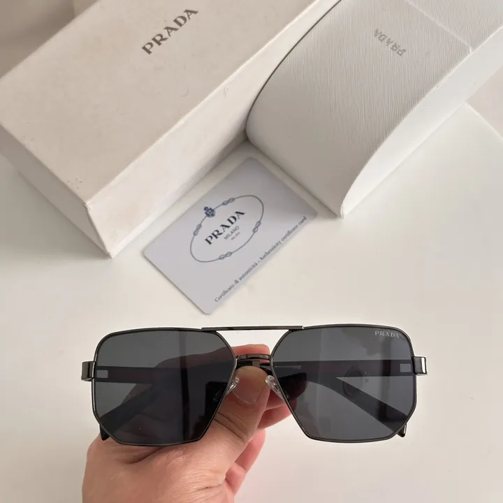 スーパーコピー プラダ サングラス