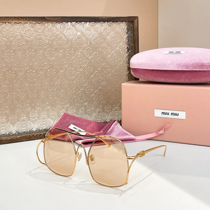 スーパーコピー ミュウミュウ サングラス