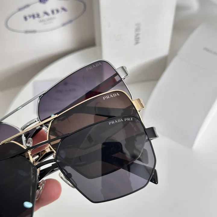 スーパーコピー プラダ サングラス