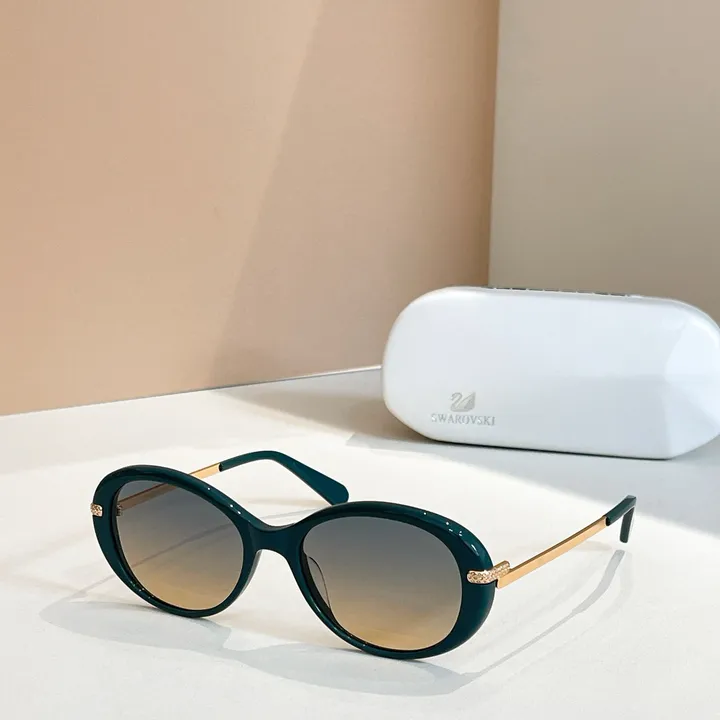 スーパーコピー スワロフスキー サングラス