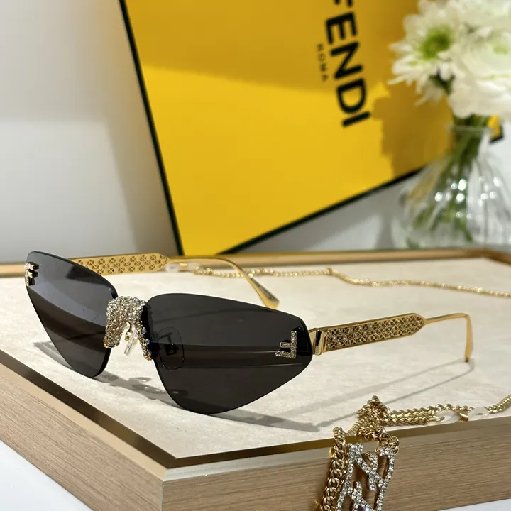 スーパーコピー フェンディ サングラス