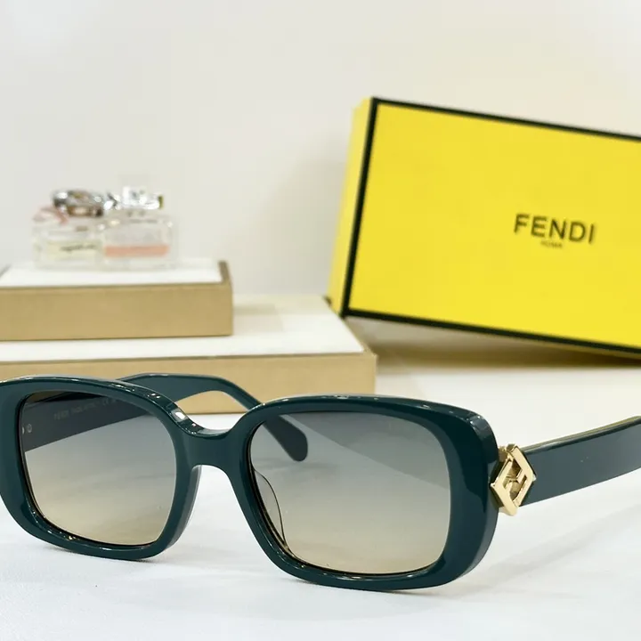 スーパーコピー フェンディ サングラス